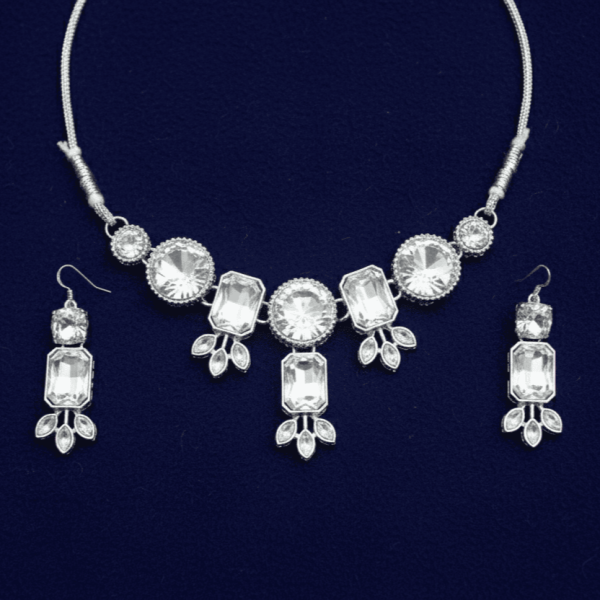 Kundan Necklace Set White