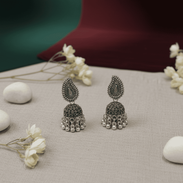 Oxidized Keri Shape Earring