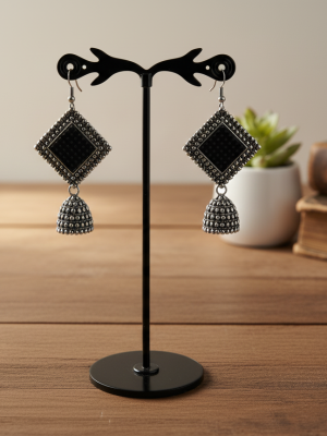 Diagonal Stud Earring Black