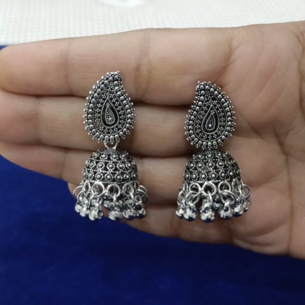 Oxidized Keri Shape Earring