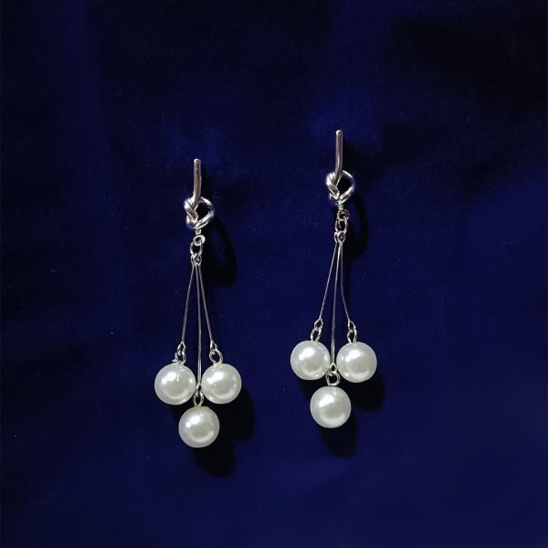 Knot of Pearls Earrings