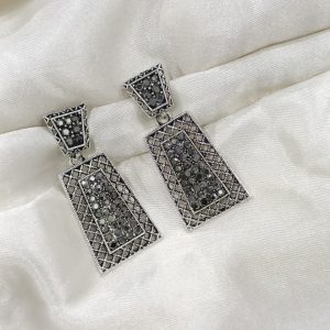 Geometrical Drop Earrings