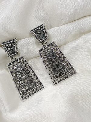 Geometrical Drop Earrings