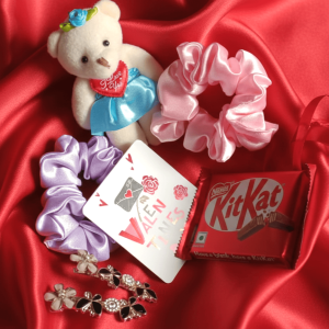 Sweetheart & Satin Valentine’s Gift Combo