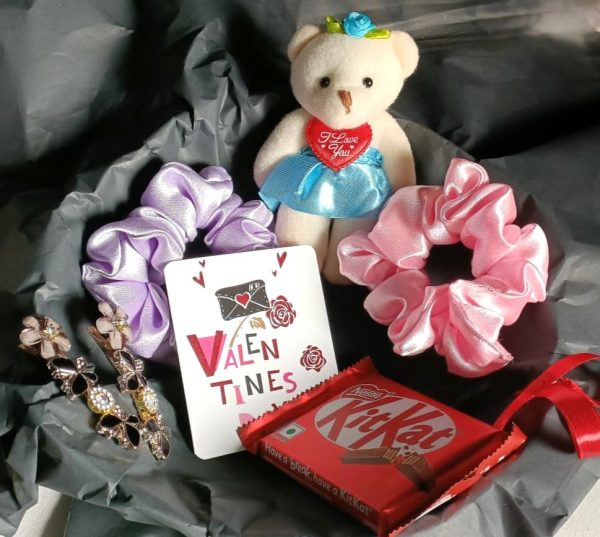 Sweetheart & Satin Valentine’s Gift Combo