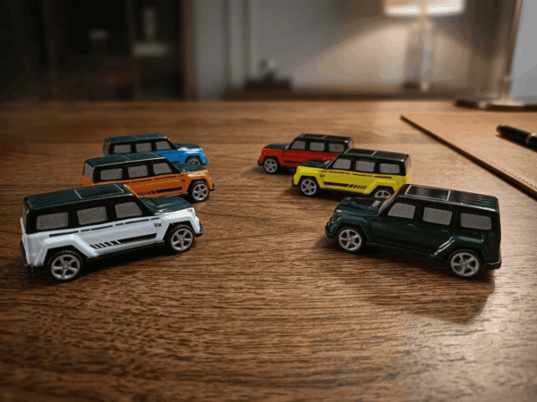 Premium Collector’s Edition Die-Cast SUV Toy Car Set (Pack of 6 - Multicolor)